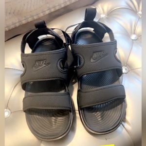 Women’s Nike Sandals